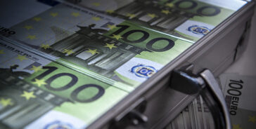 20230914-Centers-Global_Board_Center-Insights-I_by_IMD-Card-10-740x374 - IMD Business School