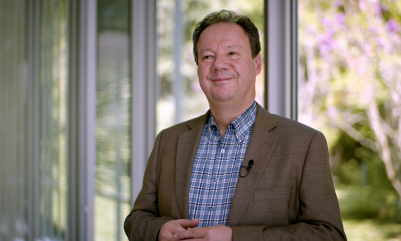 800×480 peter - IMD Business School